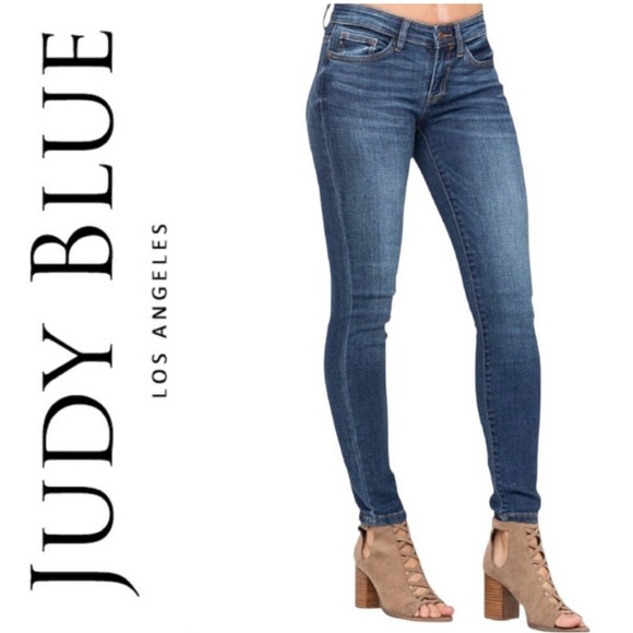 Judy Blue Denim - Judy Blue Skinny Fit Jeans Women’s Size 5/27 raw hem